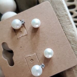 Pearl earrings from Helzberg diamonds